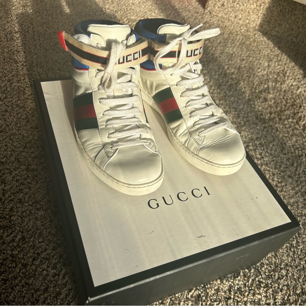 Authentic Rare Gucci High-top Sneakers in White/Beige/Green/Red/Blue and BOX